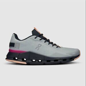 ON Cloudnova Form Sneaker Size 8